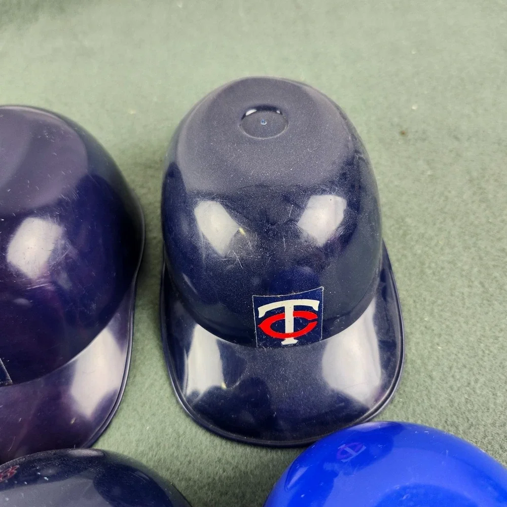 Lot of 8 Vintage Mini  MLB‎ Baseball Helmets ice cream bowls